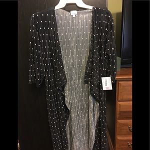 Brand new lularoe Shirley size M